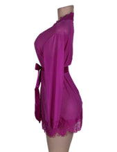 Load image into Gallery viewer, Sheer Lace Trim Robe Purple W/g (8-10) M