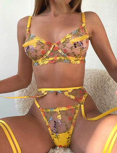 Floral Yellow Embroidery Garter Set (8-10) M