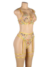Load image into Gallery viewer, Floral Yellow Embroidery Garter Set (12-14) Xl
