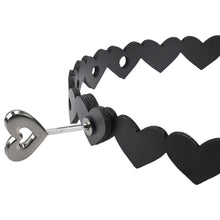 Load image into Gallery viewer, S & M Heart Day Collar