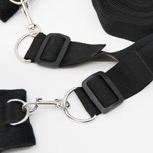 Load image into Gallery viewer, Mattress Shackle Rig
