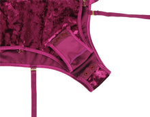 Load image into Gallery viewer, Velvet Teddy Off Shoulder Lace Sleeves (20-22) 5xl
