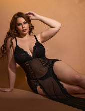 Load image into Gallery viewer, Long Split Nightgown Black Mesh Lace (14-16) 2xl
