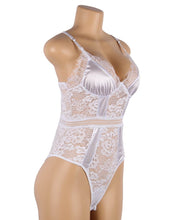 Load image into Gallery viewer, White Eyelash Lace Splice Bodysuit (20-22) 5xl
