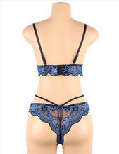 Load image into Gallery viewer, Blue Lace Cross Strap Bra Set  (12-14) Xl
