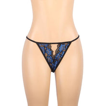 Load image into Gallery viewer, Lace Gartered Set With Underwire Blue (12-14) Xl
