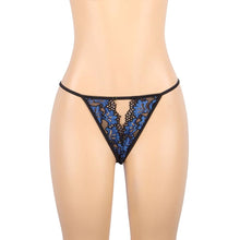 Load image into Gallery viewer, Lace Gartered Set With Underwire Blue (20-22) 5xl
