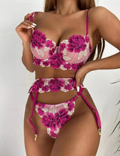 Load image into Gallery viewer, Pink Floral Underwire Garter Bra Set (16-18) 3xl
