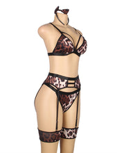 Load image into Gallery viewer, Leopard Print Garter Bra Set (8-10) M
