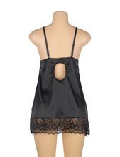 Load image into Gallery viewer, Black Lace With Hook And Eye Babydoll (12-14) Xl

