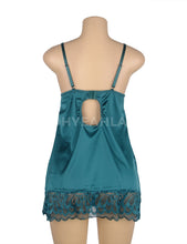 Load image into Gallery viewer, Green Lace With Hook And Eye Babydoll (12-14) Xl
