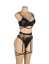 Load image into Gallery viewer, Black Mesh Underwire Garter Set (8-10) M
